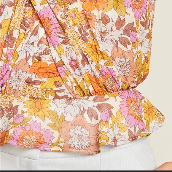 Veronica Beard Kailani Garden Floral Top - Picture 4 of 5